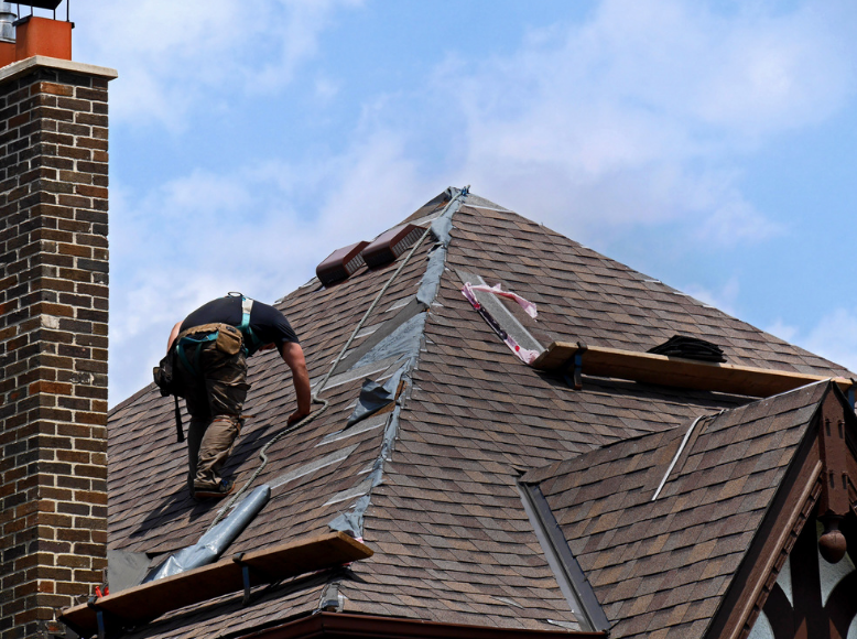 Bolts Roofing Company Inc. | 8301 S Cass Ave, Darien, IL 60561, USA | Phone: (847) 979-4727