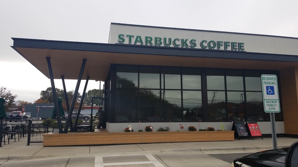 Starbucks | 4010 Battleground Ave, Greensboro, NC 27410, USA | Phone: (336) 288-2203
