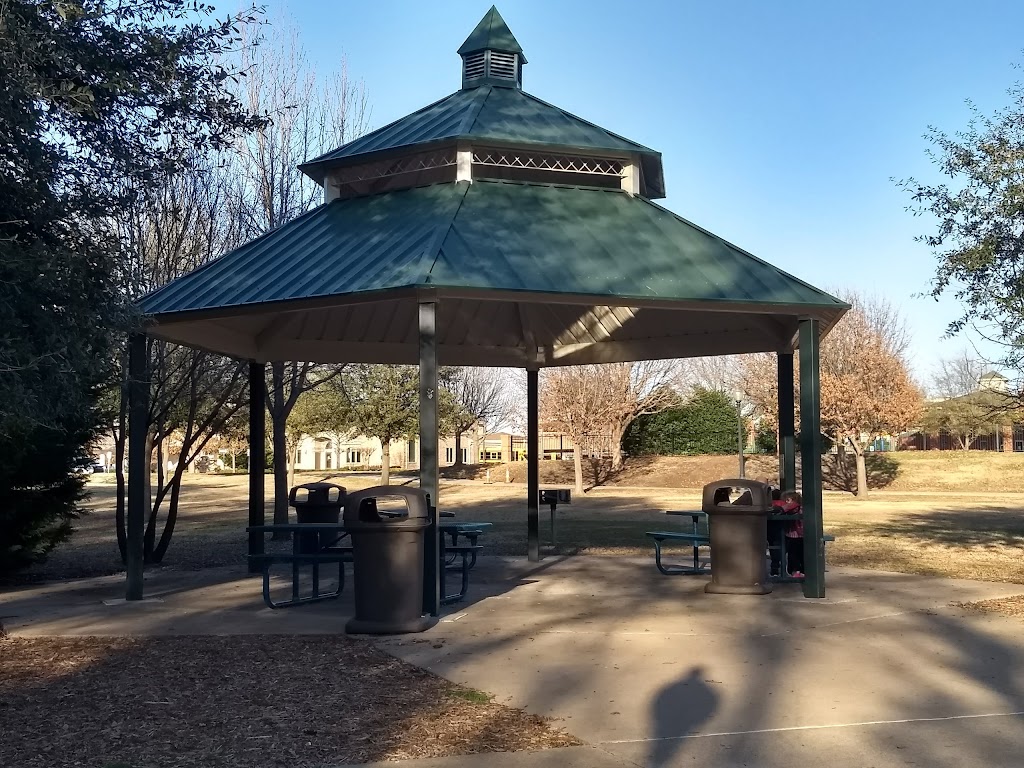 Coyote Creek Park | 5801 Communications Pkwy, Plano, TX 75093, USA | Phone: (972) 941-7250