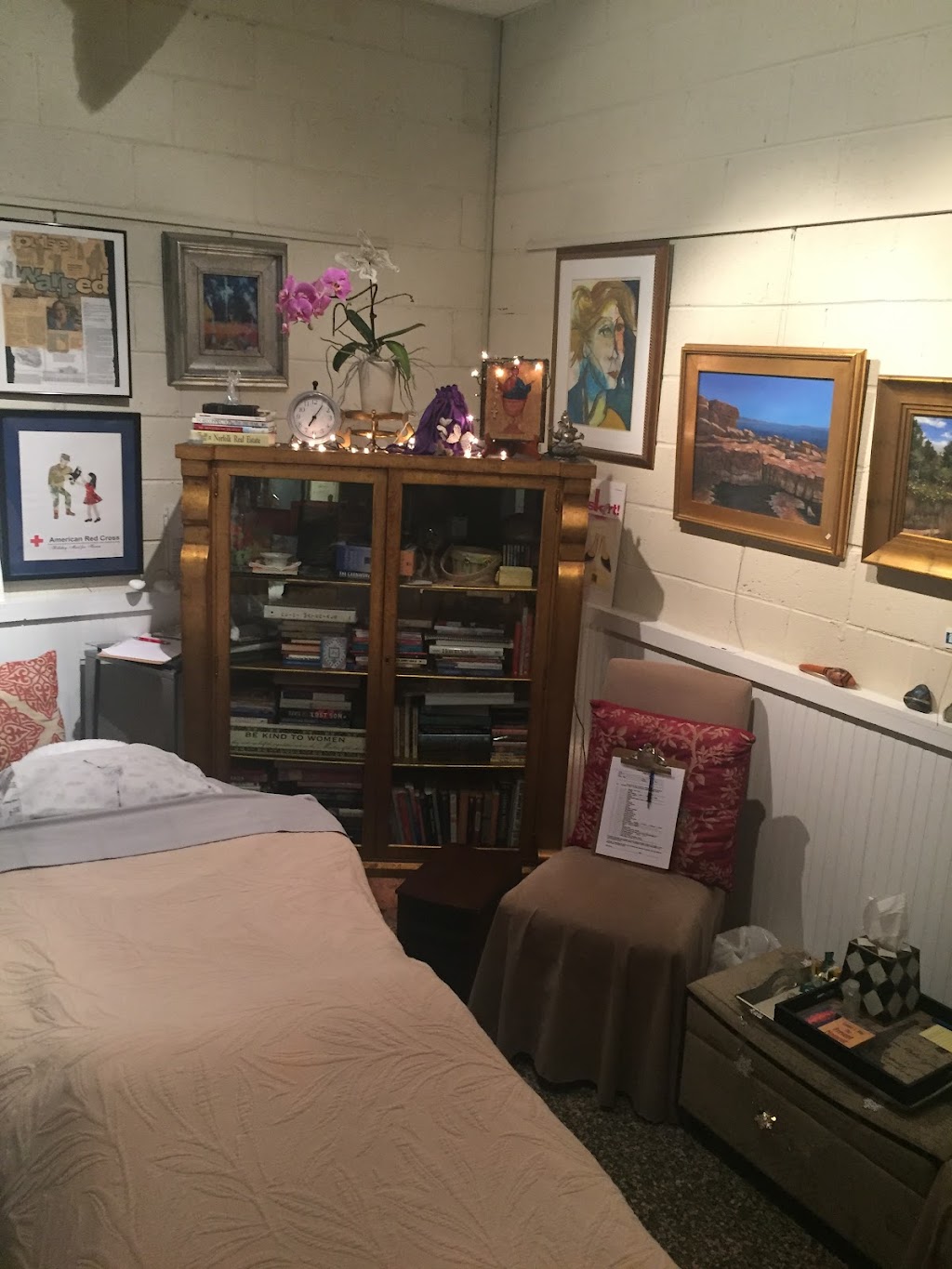 One11 Art Gallery & One11 Energy Healing | 111 Pennsylvania Ave, Norfolk, VA 23504, USA | Phone: (757) 620-4766