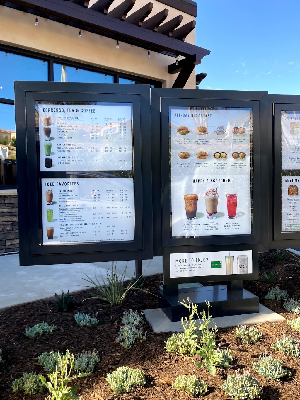 Starbucks | 19045 Golden Valley Rd, Santa Clarita, CA 91387, USA | Phone: (661) 554-0003