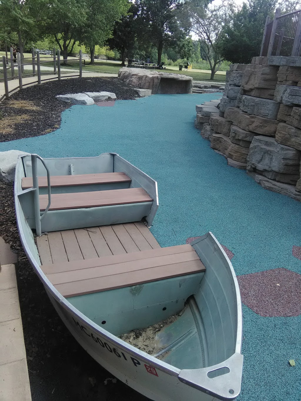 Waterford Oaks County Park | 1702 Scott Lake Rd, Waterford Twp, MI 48328, USA | Phone: (248) 858-0916