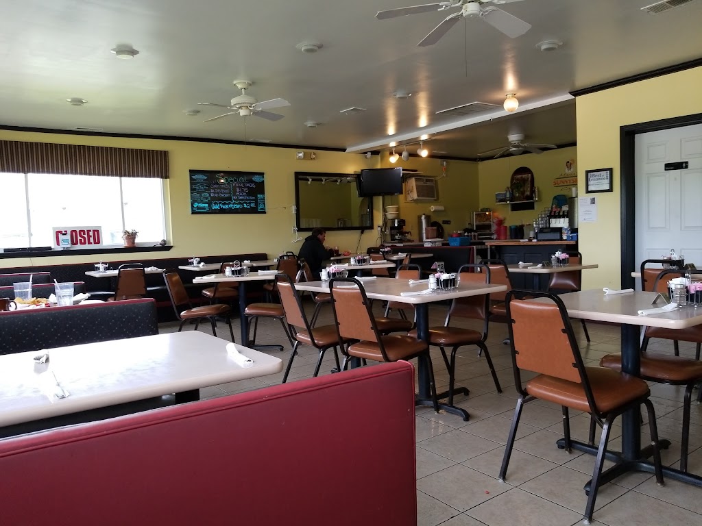 Maria’s Sunnyside Cafe | 2495 E Maumee St, Adrian, MI 49221, USA | Phone: (517) 265-6734