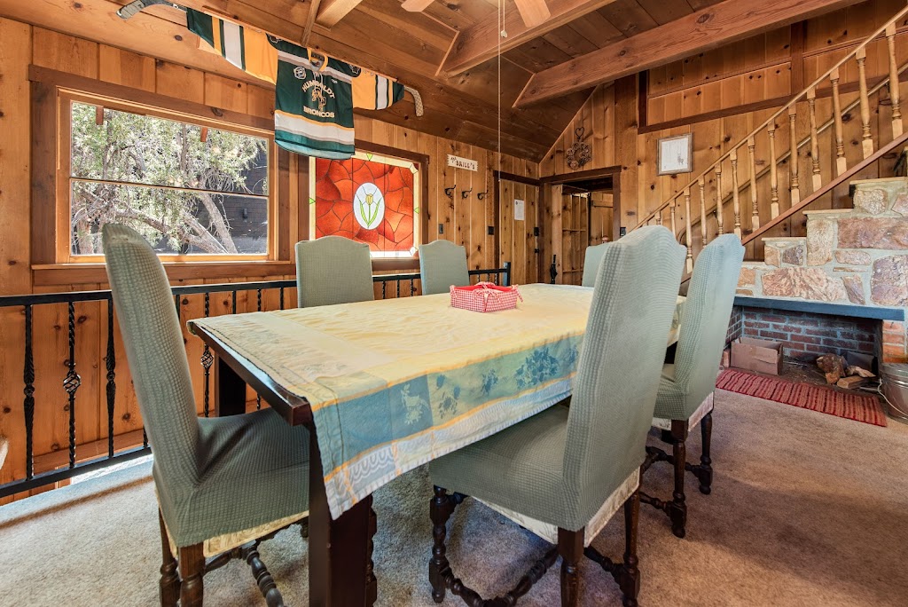 Brill Bear Cabin | 121 E Starr Dr, Big Bear, CA 92314, USA | Phone: (310) 488-3695