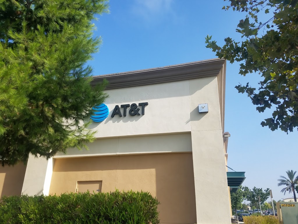AT&T Store | 12569 Limonite Ave Suite 300, Mira Loma, CA 91752, USA | Phone: (951) 361-1301