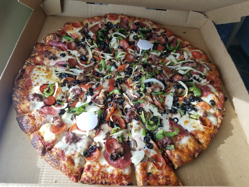 Mountain Mikes Pizza | 646 Hegenberger Rd, Oakland, CA 94621, USA | Phone: (510) 639-7777