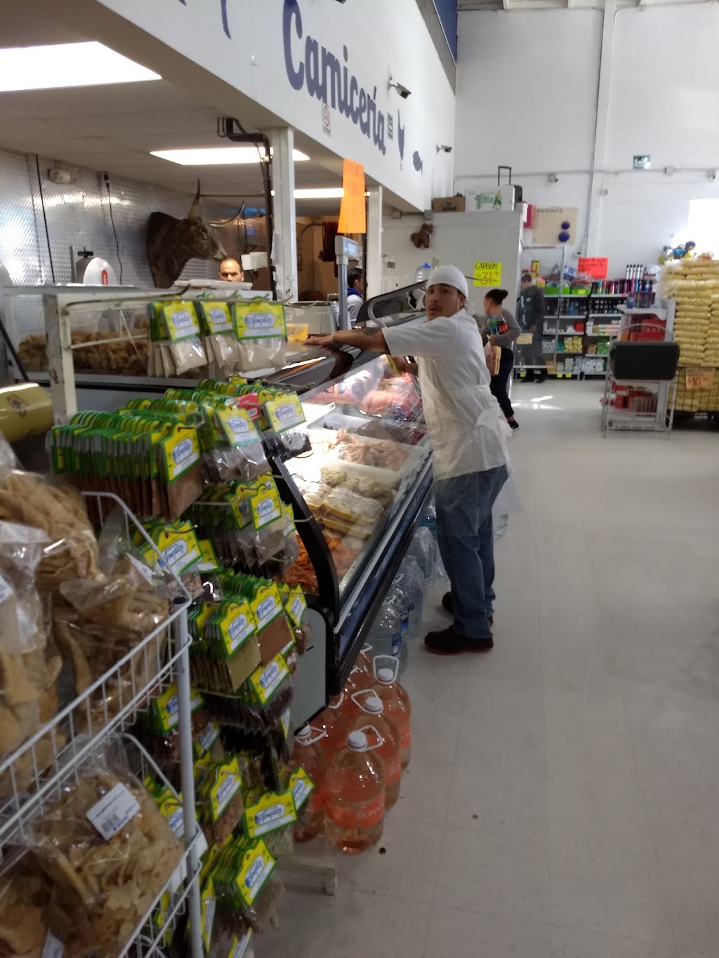 González supermarket Plus | Esteban Coronado 935, Leyes de Reforma, 32190 Cd Juárez, Chih., Mexico | Phone: 656 259 0126