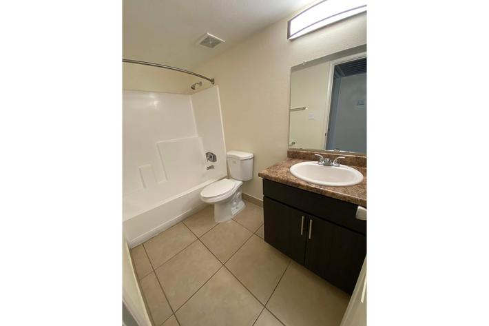 Lynnwood Apartment Homes | 5535 W McDowell Rd, Phoenix, AZ 85035, USA | Phone: (623) 257-8484