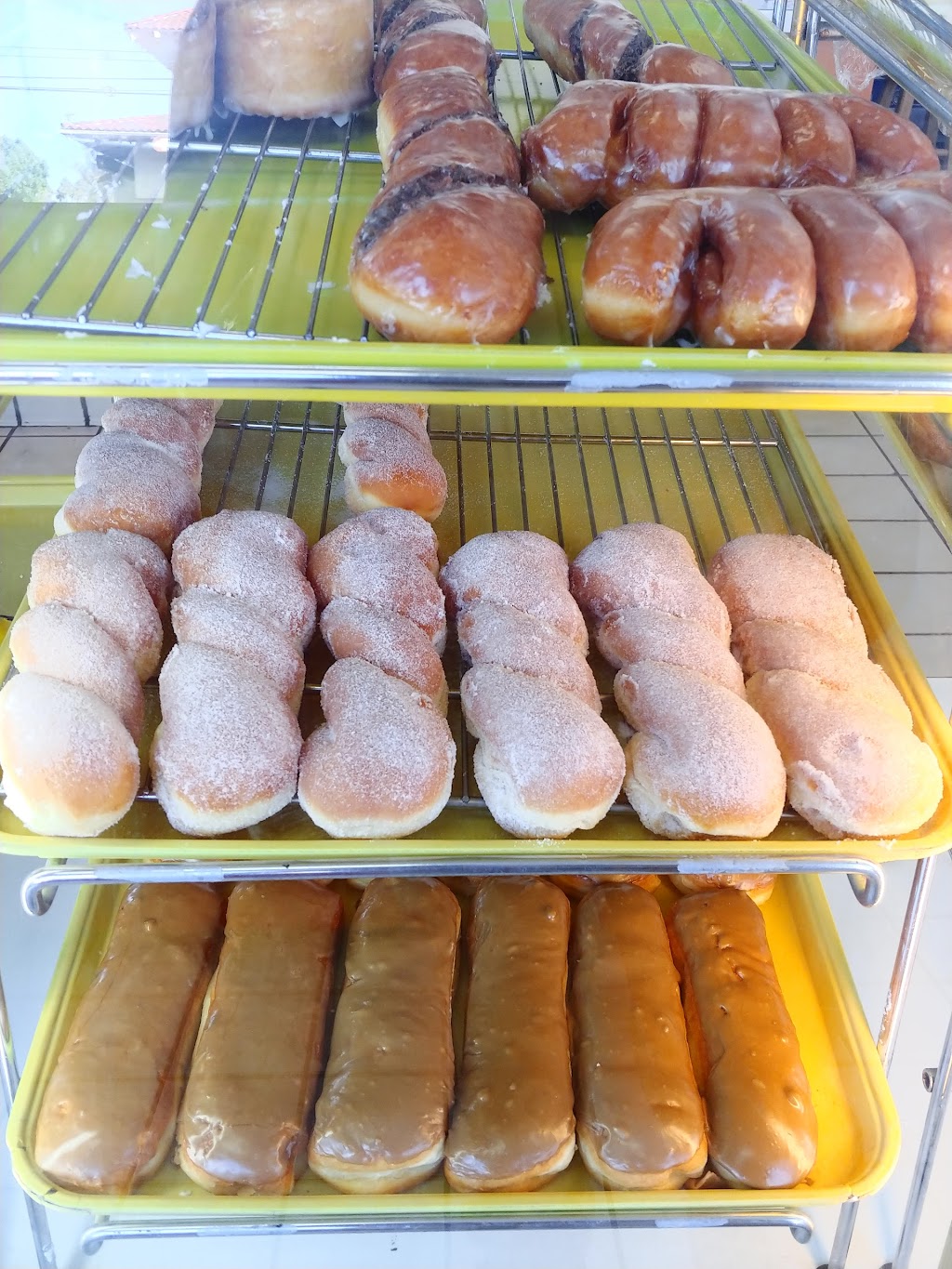 M S Donuts | 1602 Lincoln Ave, Orange, CA 92865, USA | Phone: (714) 282-1884