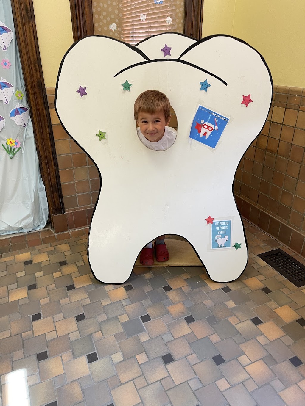 Ann Arbor Pediatric Dentistry | 200 S Main St, Chelsea, MI 48118, USA | Phone: (734) 562-2430