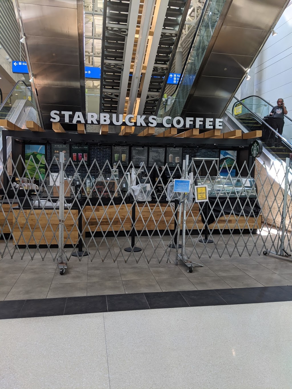 Starbucks | 100 Terminal Drive FLL Term 1 Baggage Claim, 6, Fort Lauderdale, FL 33315, USA | Phone: (954) 359-8508