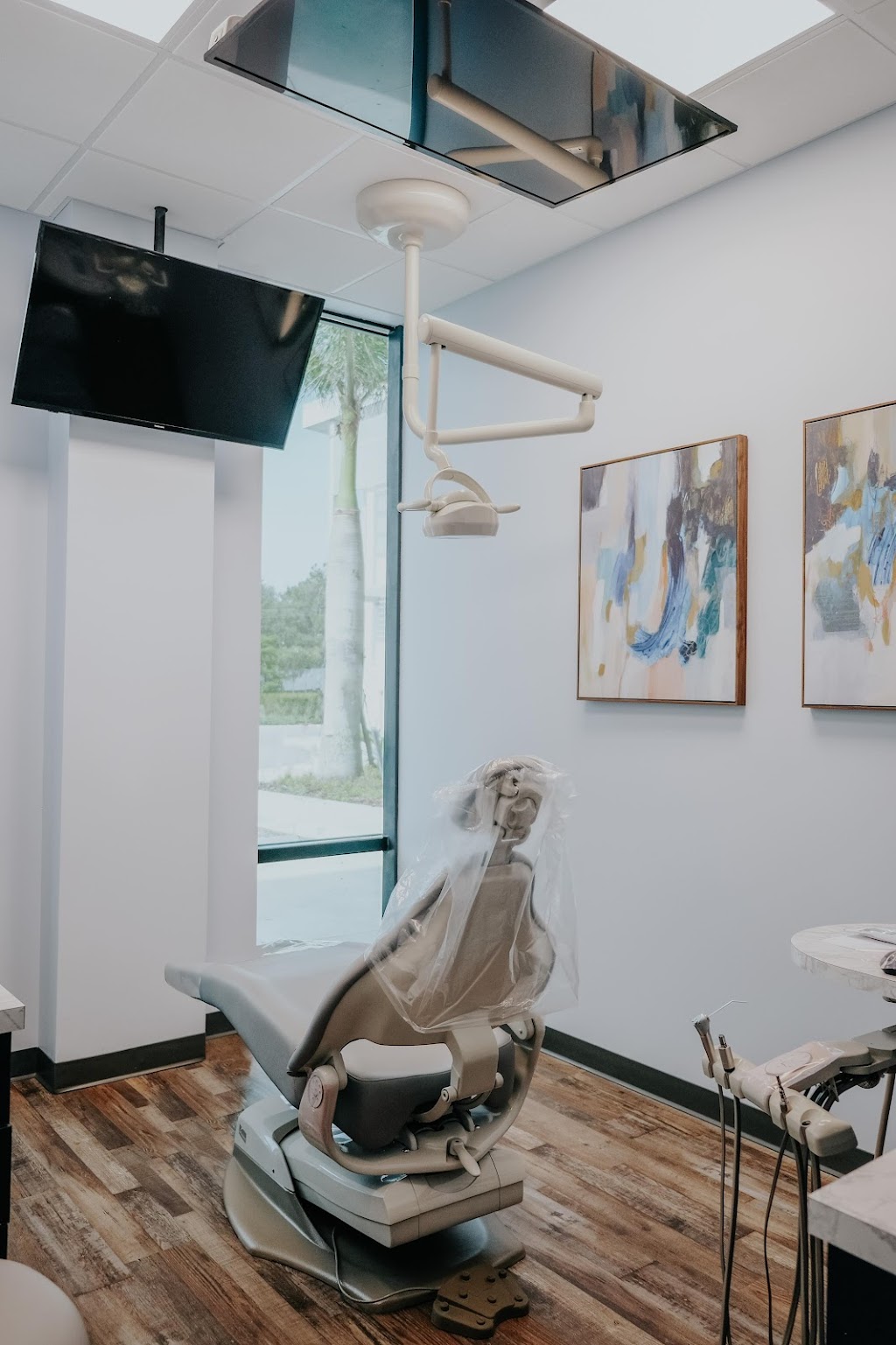 Dentistry on Fruitville | 7590 Fruitville Rd Suite 100, Sarasota, FL 34240, USA | Phone: (941) 529-0055