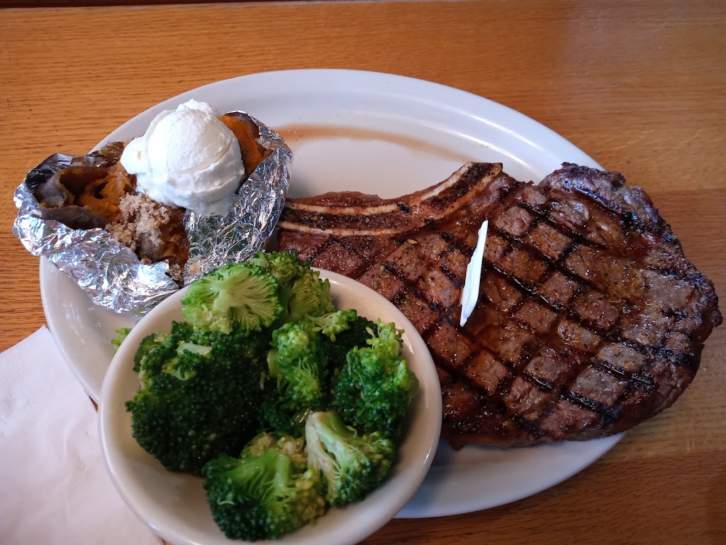 Cattlemans Road House | 304 Silver Lake Dr, Mt Sterling, KY 40353, USA | Phone: (859) 520-3021