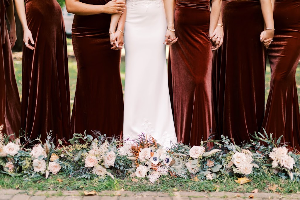 Beholden Blooms - Distinctive Wedding and Event Floral Design | 1011 Sunny View Ln, Frankfort, KY 40601, USA | Phone: (859) 444-4529