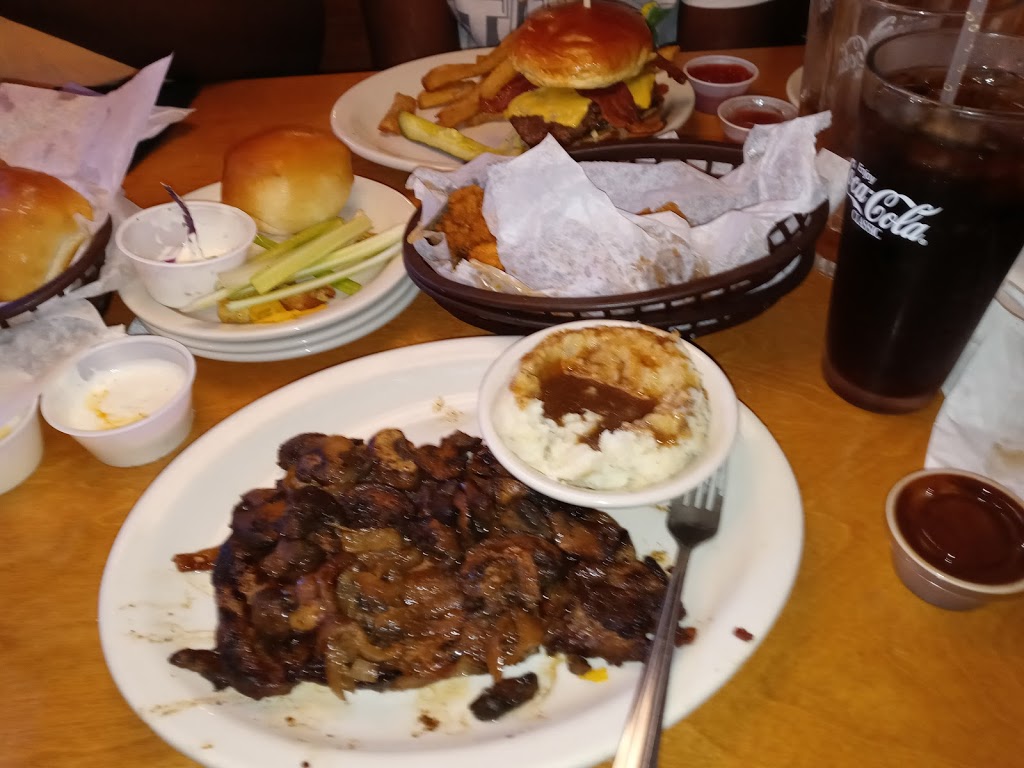 Texas Roadhouse | 20201 13 Mile Rd, Roseville, MI 48066, USA | Phone: (586) 294-0838