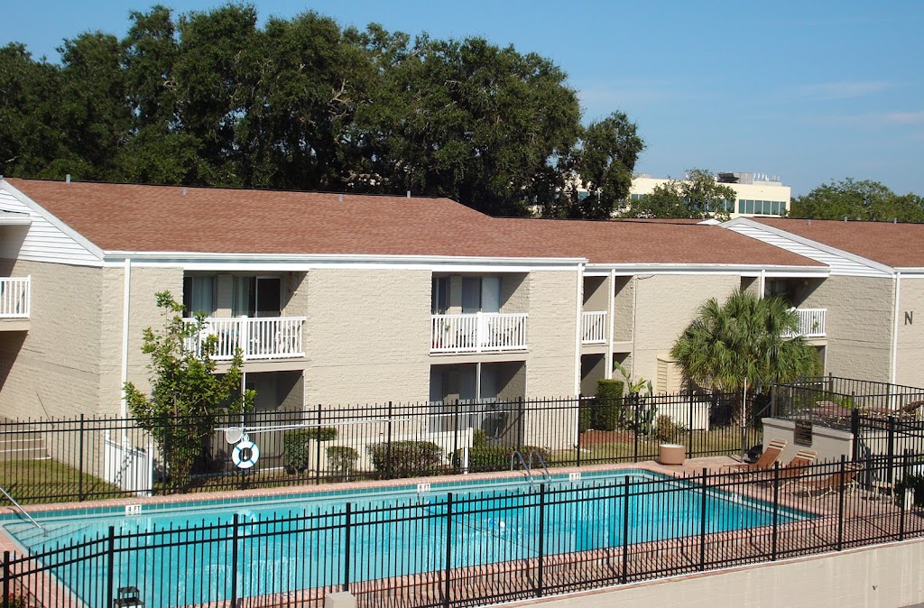 Grande Bay Apartments | 2909 Gulf to Bay Blvd, Clearwater, FL 33759, USA | Phone: (727) 725-2926