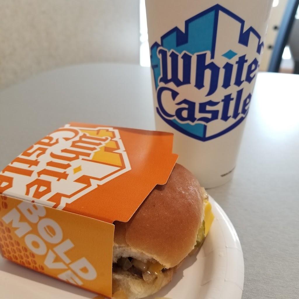 White Castle | L.I, 490 Sunrise Hwy, Lynbrook, NY 11563, USA | Phone: (516) 593-8542