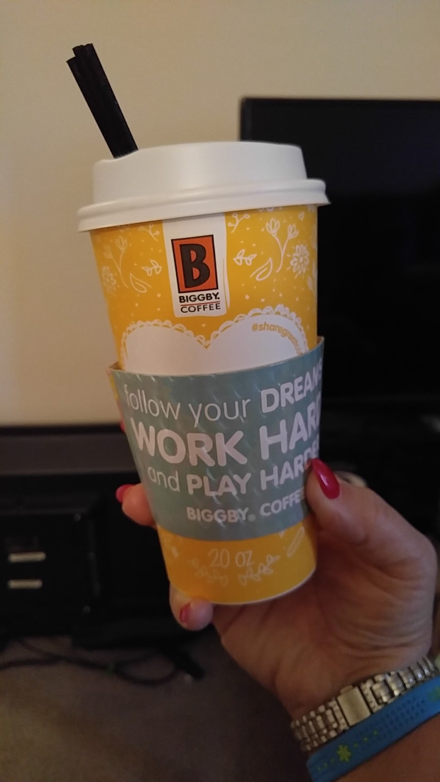 Biggby Coffee | 22326 Goddard Rd, Taylor, MI 48180, USA | Phone: (313) 768-5300