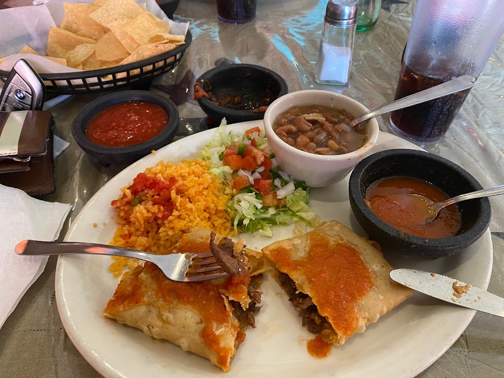 yayas place Mexican Restaurant | 116 N Waco St, Hillsboro, TX 76645, USA | Phone: (254) 582-3999