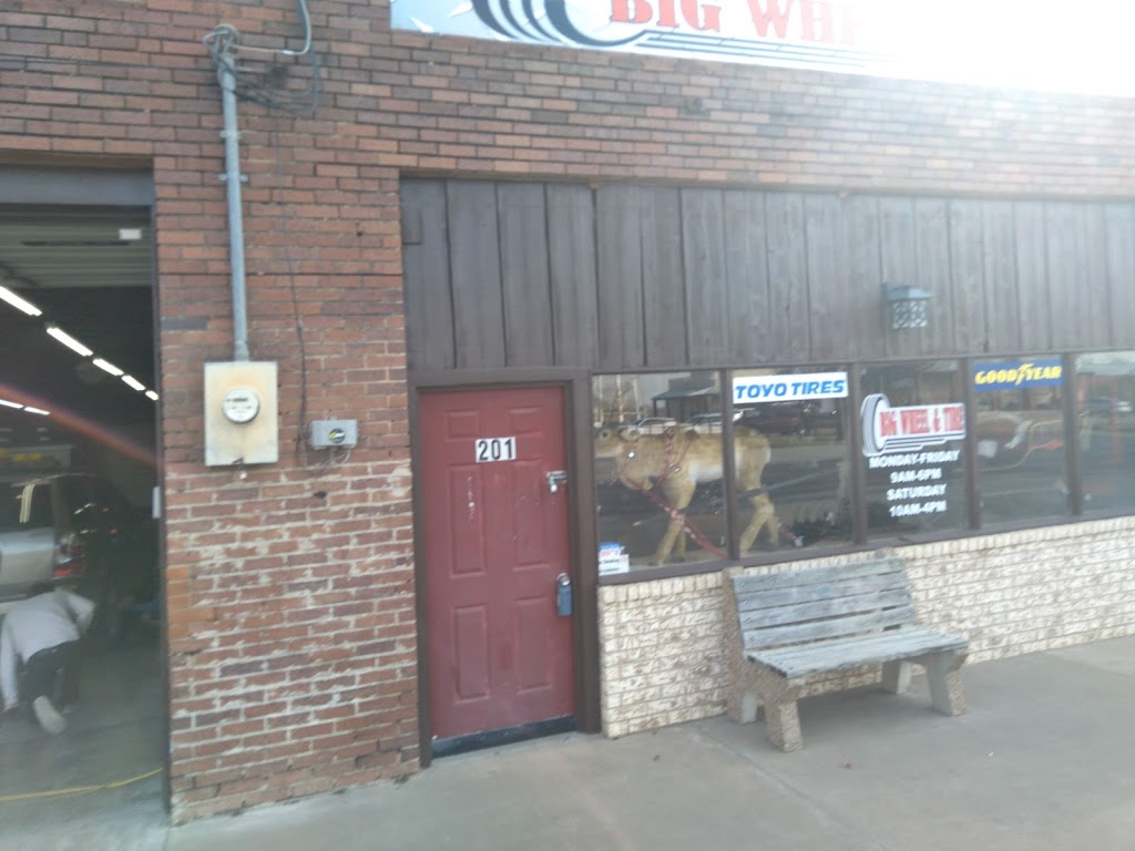 Big Wheel And Tire | 201 N Main St, Maypearl, TX 76064, USA | Phone: (972) 435-7926