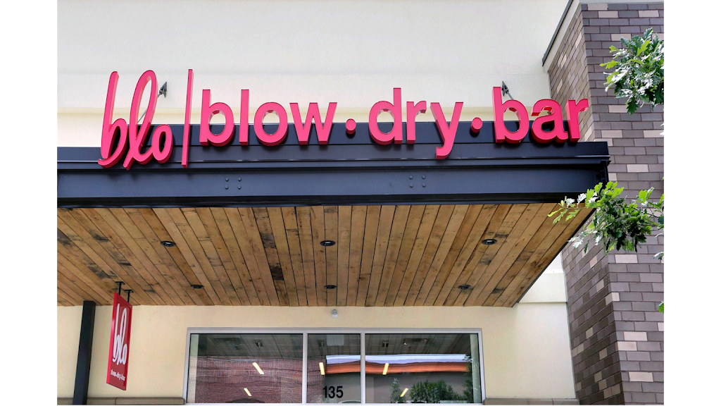 Blo Blow Dry Bar | 118 Marion #135, Lexington, KY 40517, USA | Phone: (859) 309-1934