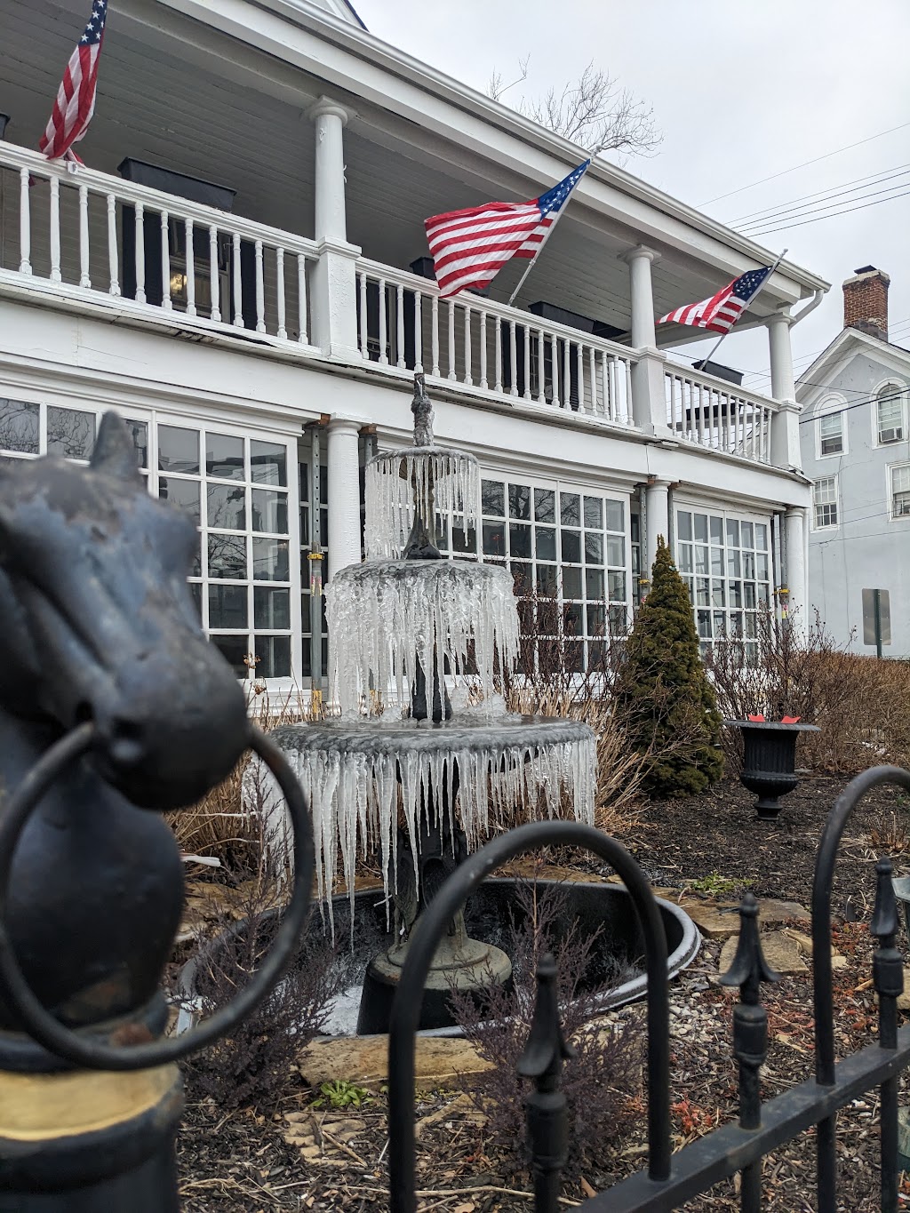 The Black Horse Tavern & Pub | 1 W Main St, Mendham Borough, NJ 07945, USA | Phone: (973) 543-7300