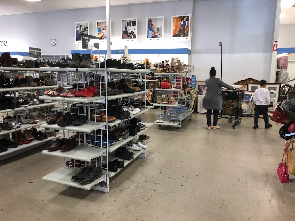 Goodwill Southern California Store & Donation Center | 23615 Sunnymead Boulevard, Moreno Valley, CA 92553, USA | Phone: (951) 485-9240