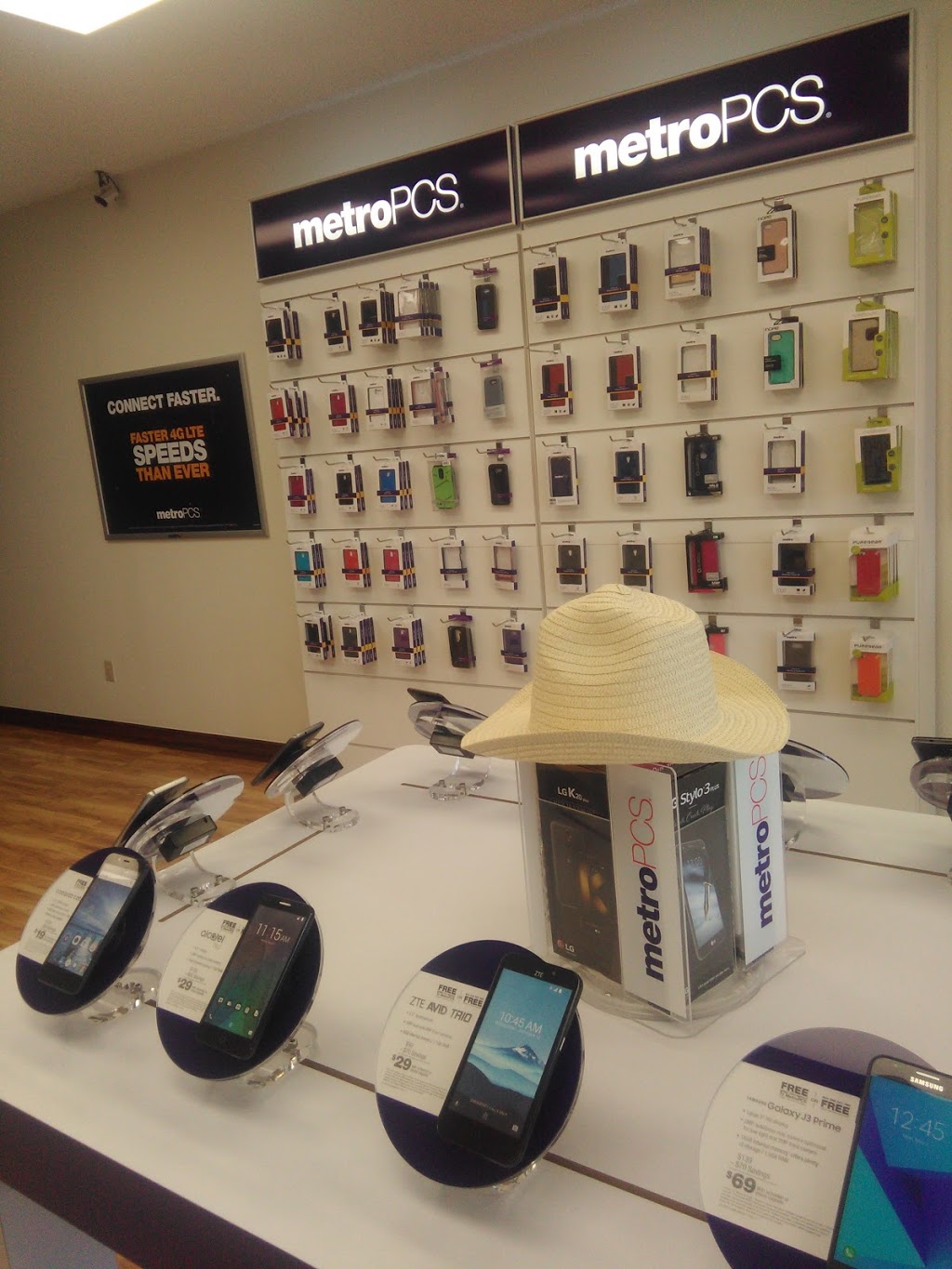 Metro by T-Mobile | 5628 TX-78, Sachse, TX 75048, USA | Phone: (469) 814-0754