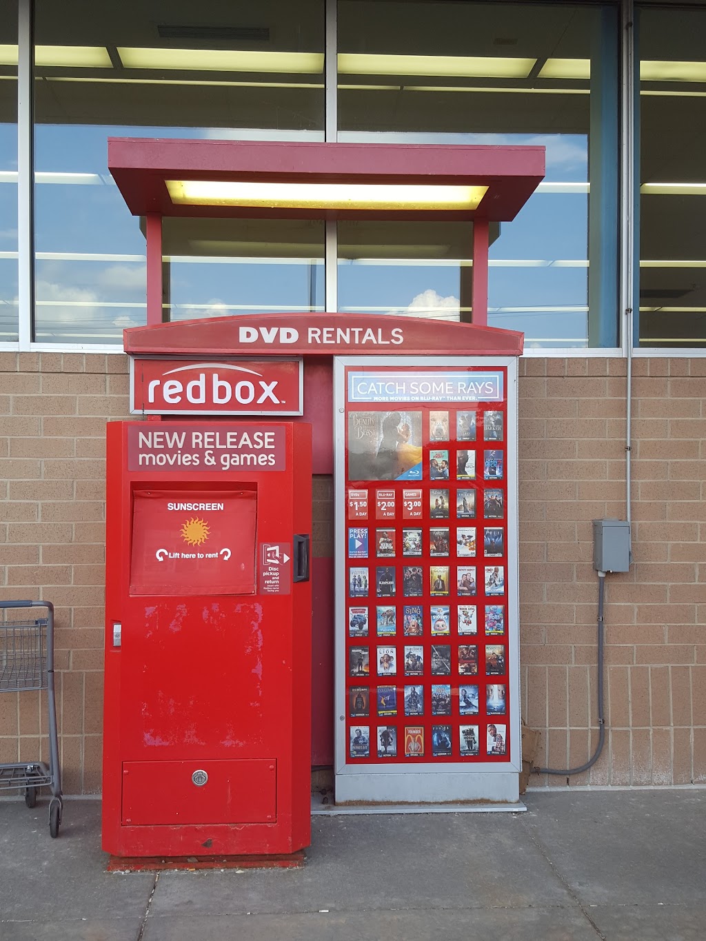 Redbox | 34899 Groesbeck Hwy, Clinton Twp, MI 48035, USA | Phone: (866) 733-2693