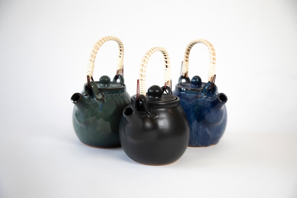 Tina Fossella Pottery | 238 Cardinal Rd, Mill Valley, CA 94941, USA | Phone: (415) 706-5907