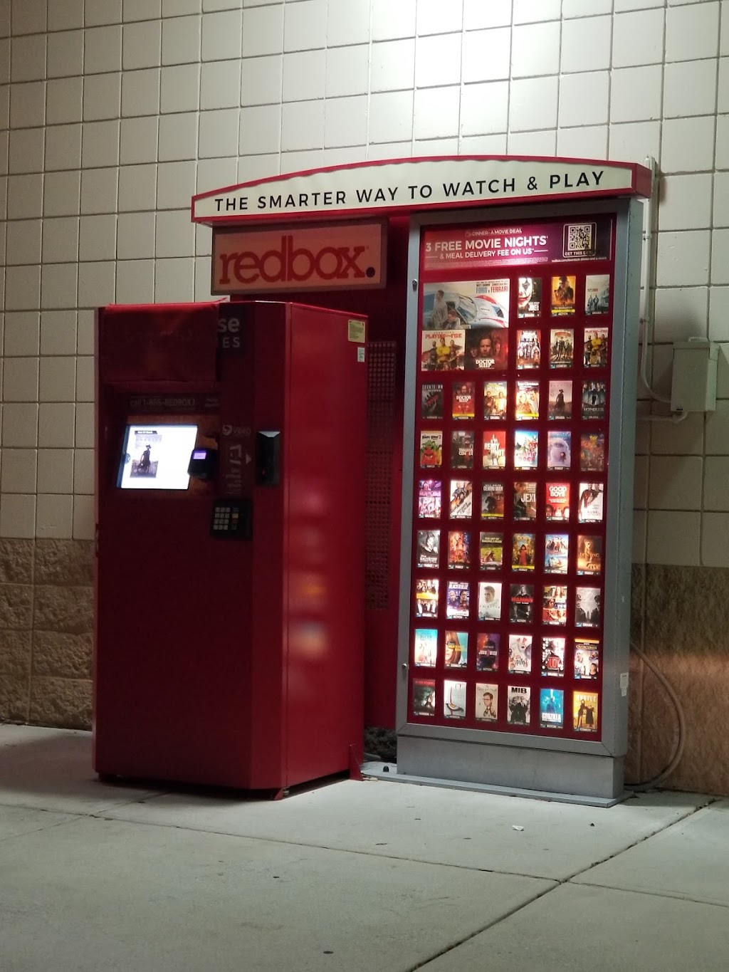 Redbox | 6105 US Hwy 98 N, Lakeland, FL 33809, USA | Phone: (866) 733-2693