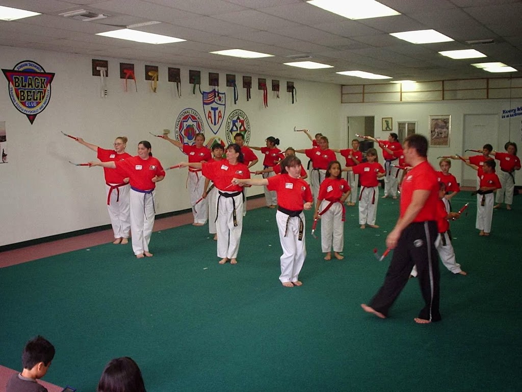 Taekwondo USA Family Training Center | 7641 Talbert Ave, Huntington Beach, CA 92648, USA | Phone: (714) 899-1000