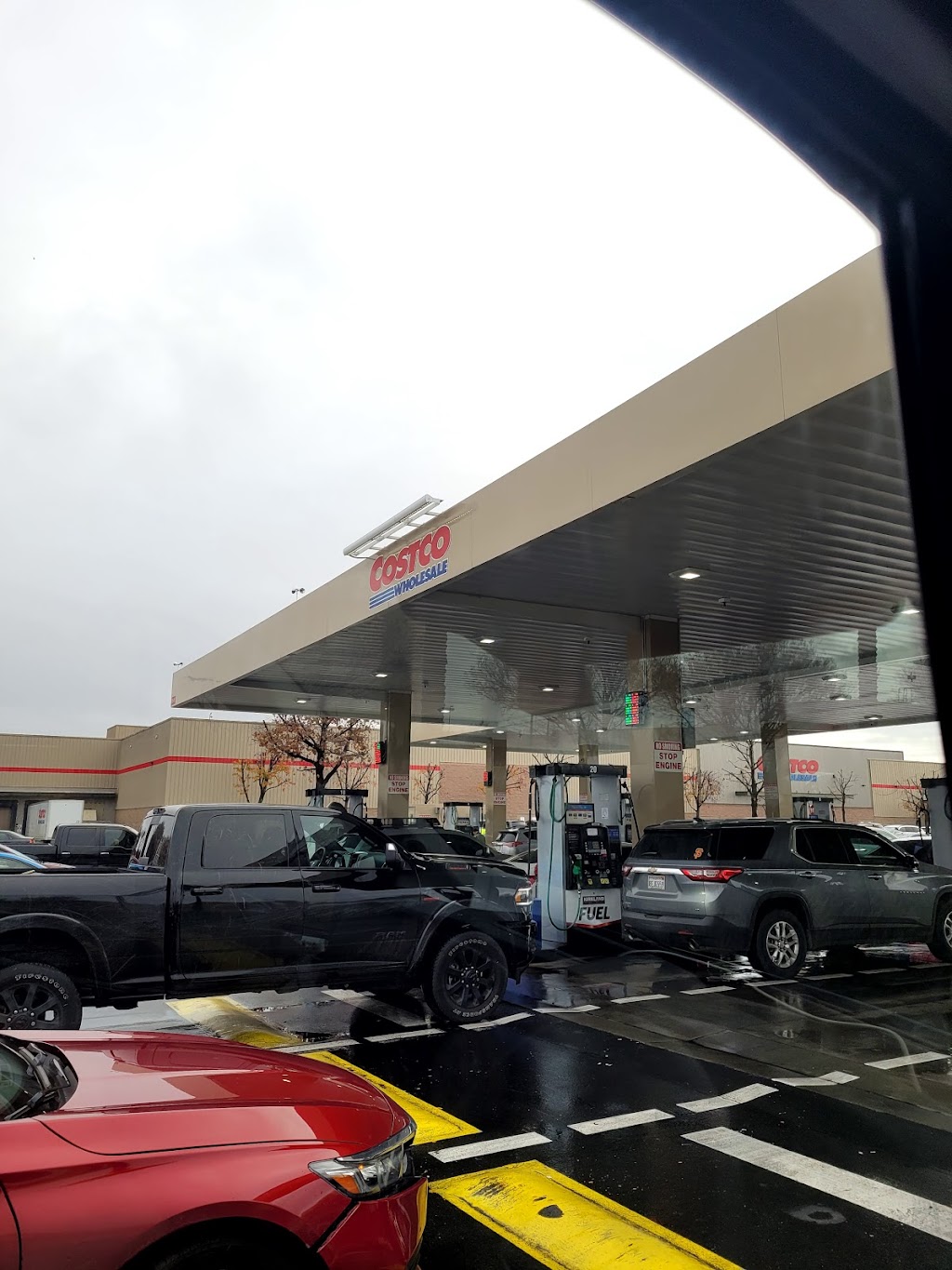 Costco Gas Station | 1405 W Cameron Ave, Visalia, CA 93277, USA | Phone: (559) 732-5839