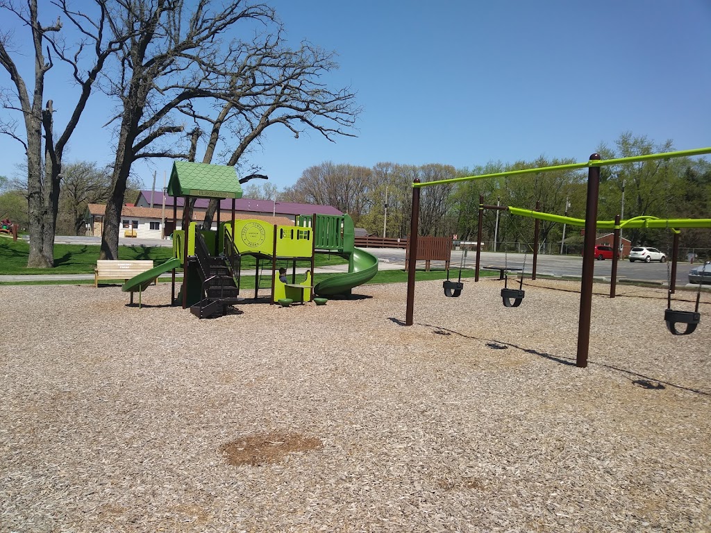 Hidden Lake Park | 6355 Broadway, Merrillville, IN 46410, USA | Phone: (219) 769-2111