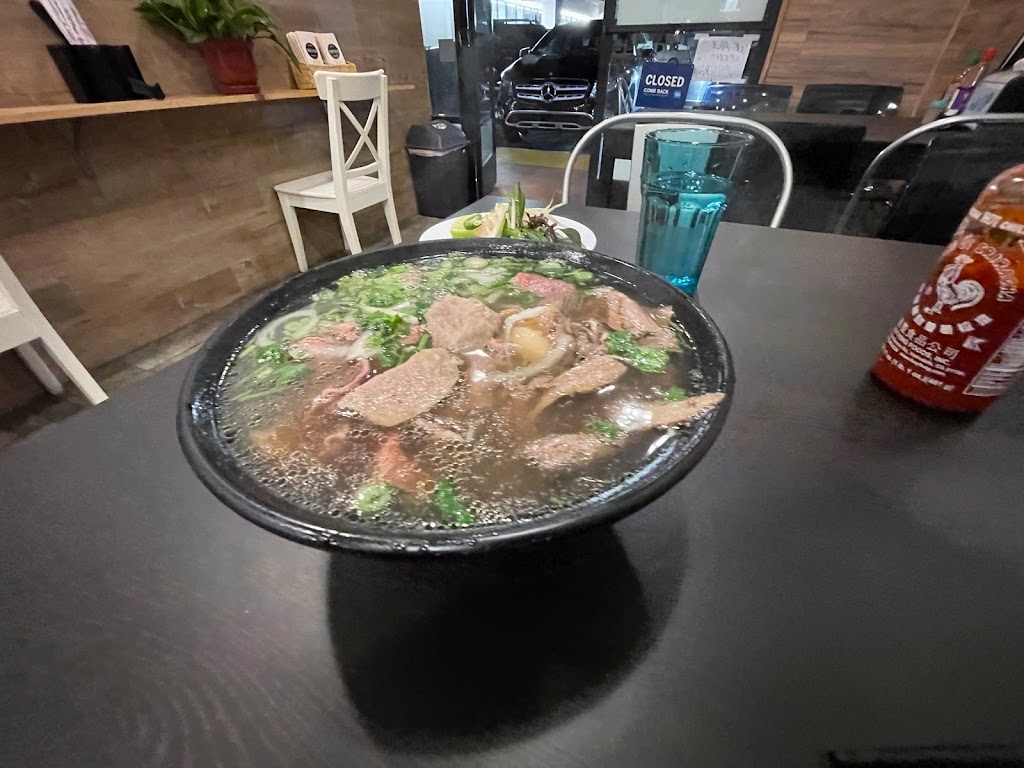 PHO HUB | 2180 Harbor Blvd G1, Costa Mesa, CA 92627, USA | Phone: (949) 287-6858