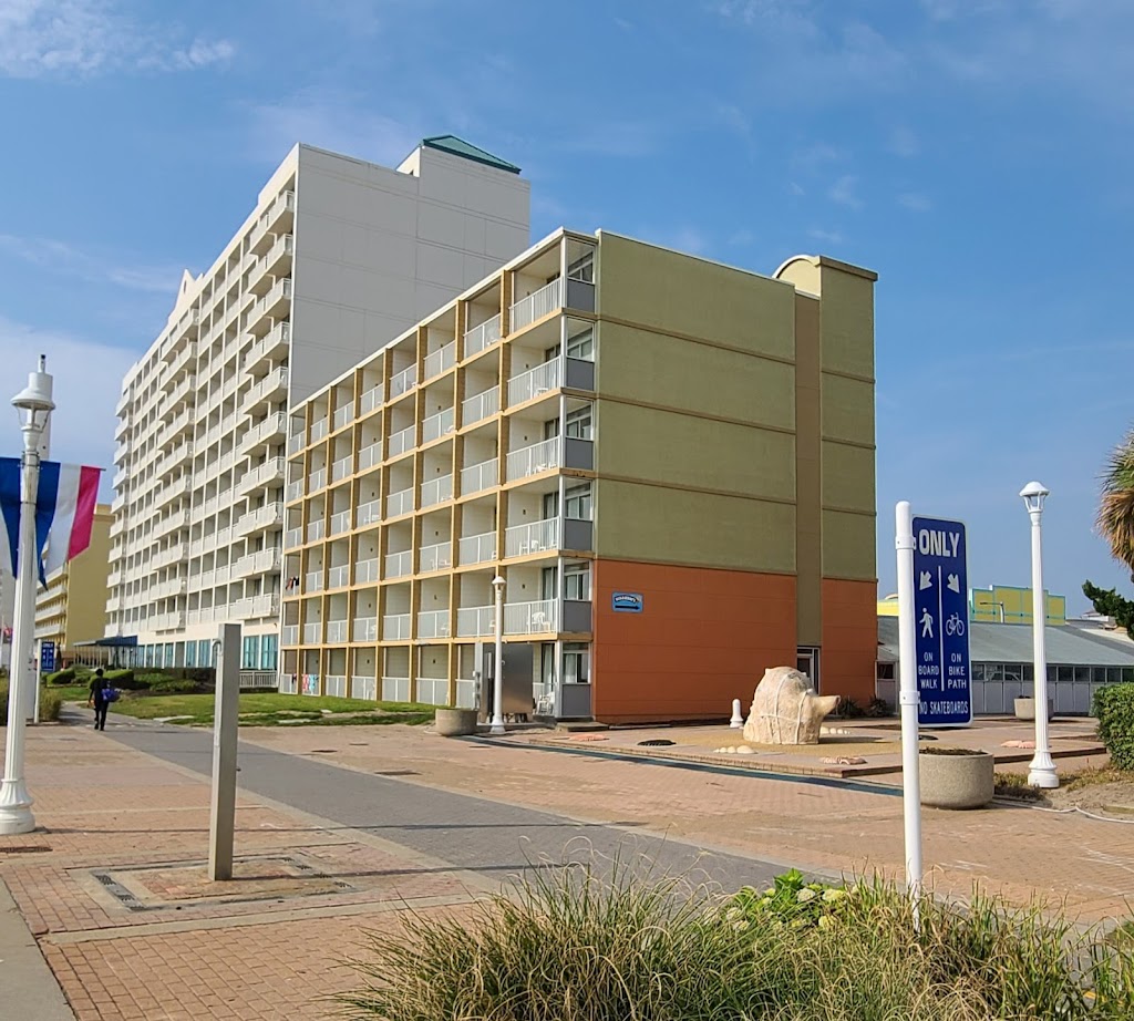 Seahawk Motel | 2525 Atlantic Ave, Virginia Beach, VA 23451, USA | Phone: (757) 428-1296