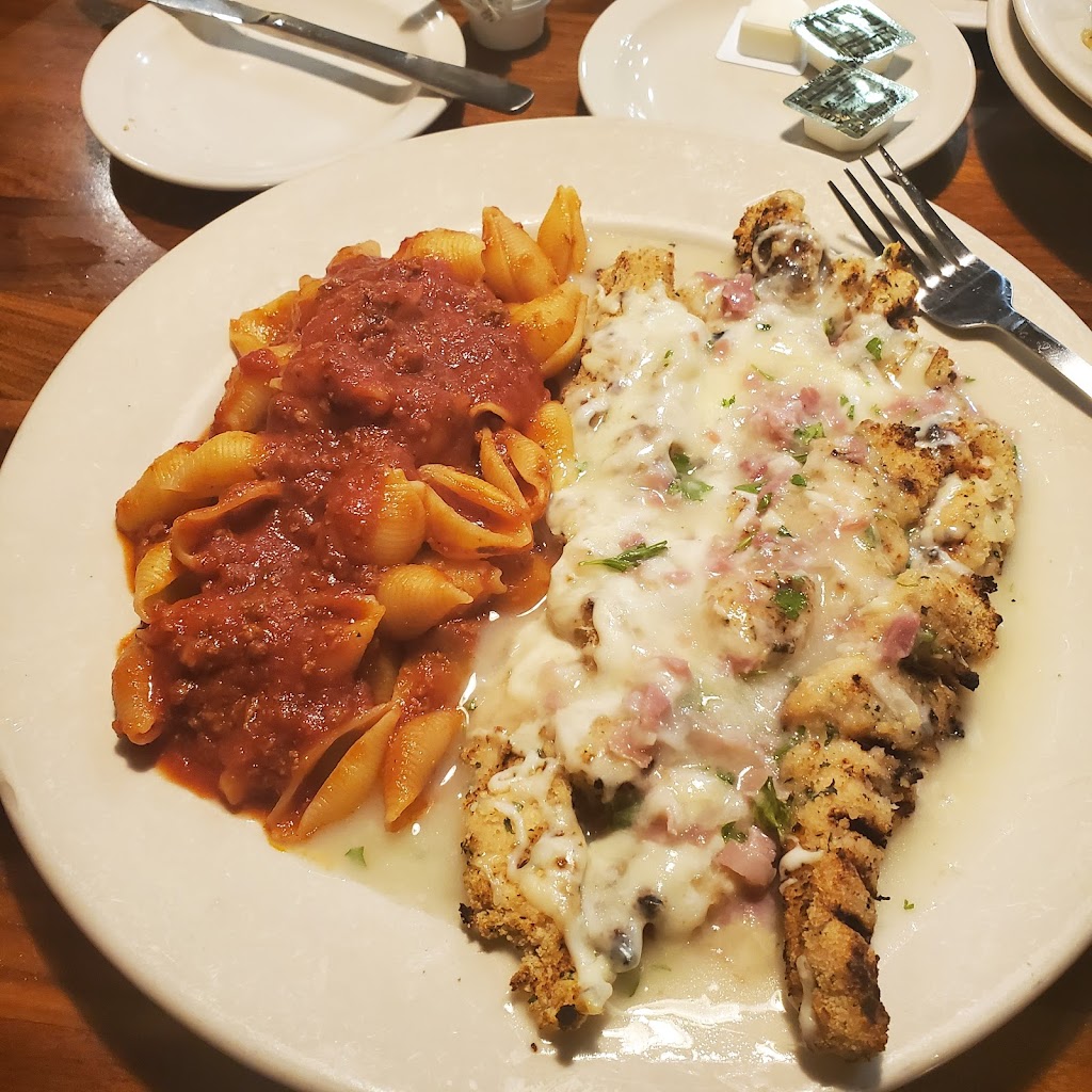 The Pasta House Co | 15601 Manchester Rd, Ellisville, MO 63011, USA | Phone: (636) 227-1970