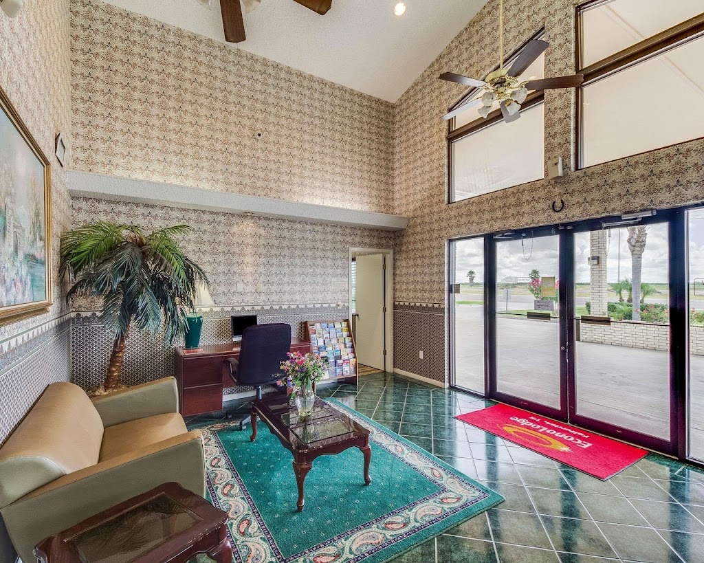 Econo Lodge Falfurrias Hwy 281 | 2116 US-281, Falfurrias, TX 78355, USA | Phone: (361) 325-2515