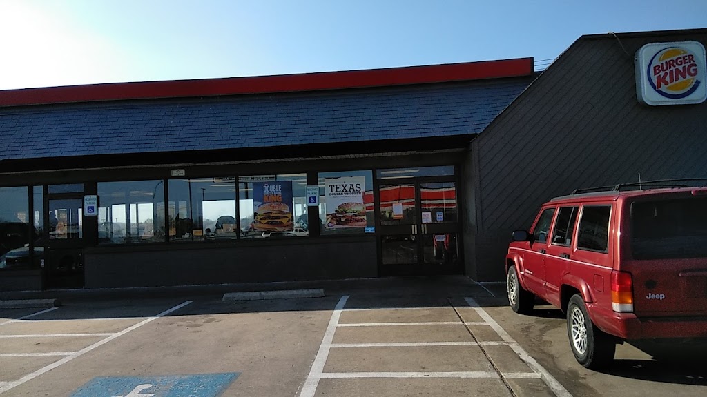 Burger King | 1801 TX-121, Bonham, TX 75418, USA | Phone: (903) 640-0024