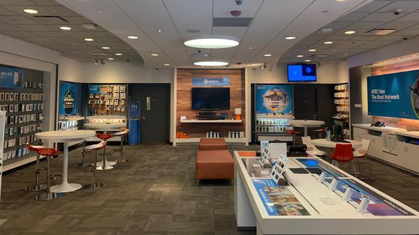 AT&T Store | 3710 US-9 Suite 100, Freehold, NJ 07728, USA | Phone: (732) 409-5372