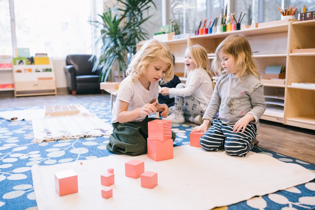 Guidepost Montessori at Stoney Hollow | 3411 Los Rios Blvd, Plano, TX 75074, USA | Phone: (636) 445-5360