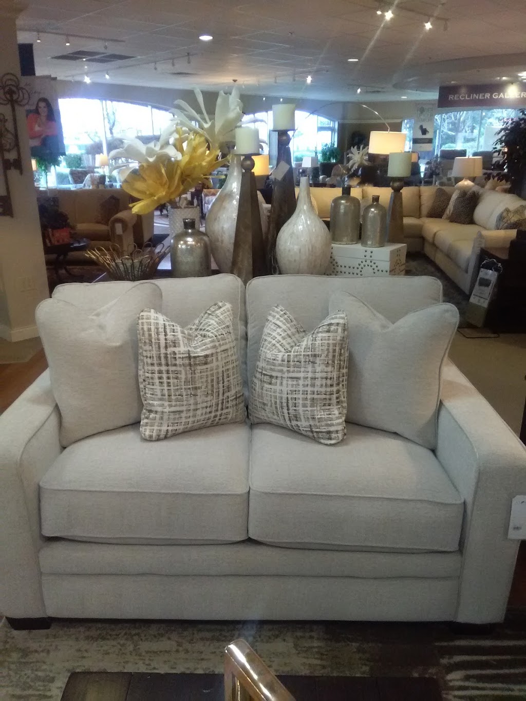 La-Z-Boy Furniture Galleries | 5225 Johnson Dr, Pleasanton, CA 94588, USA | Phone: (925) 463-1243