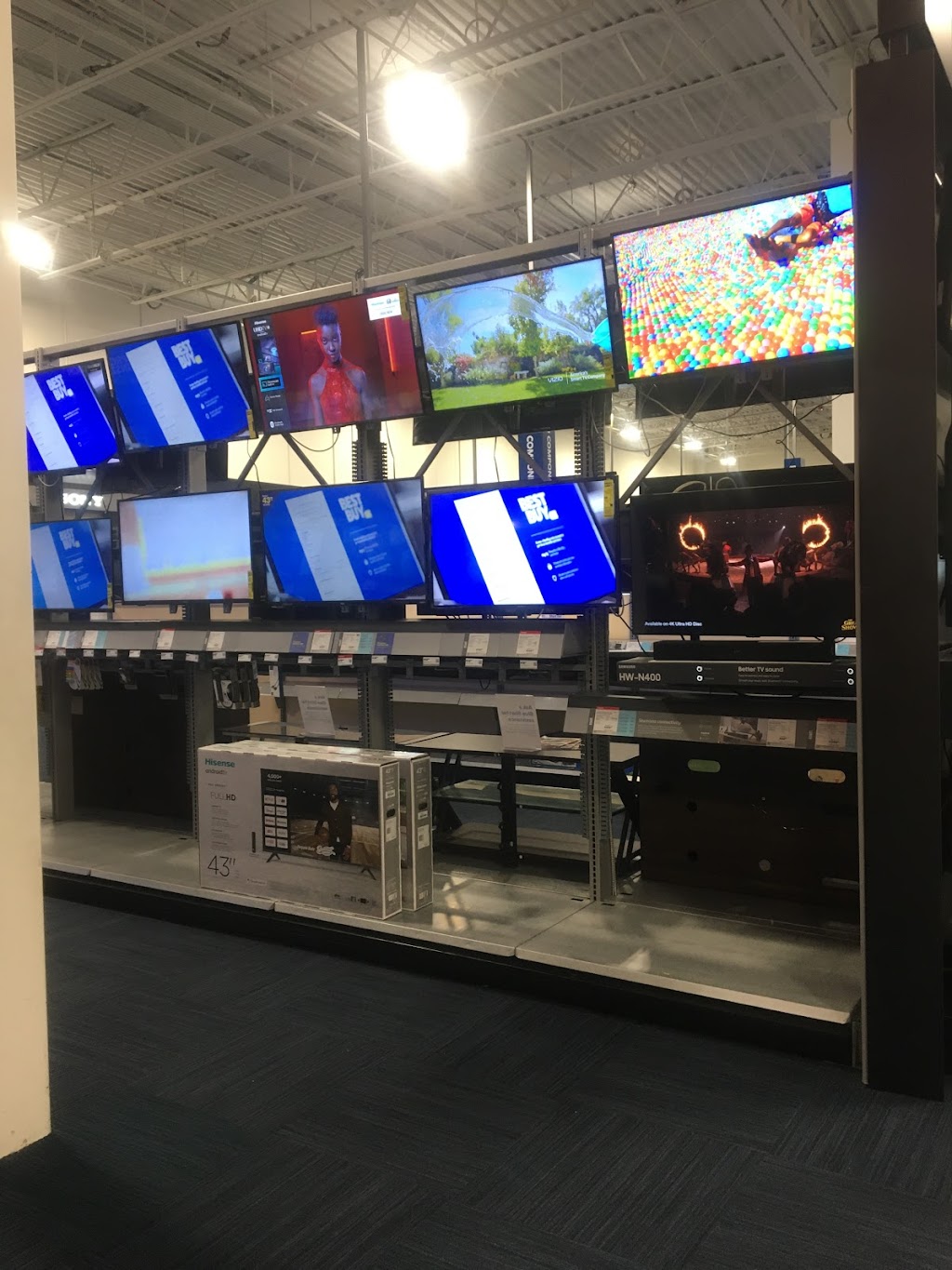 Best Buy | 16630 Royalton Rd, Strongsville, OH 44136, USA | Phone: (440) 268-2841