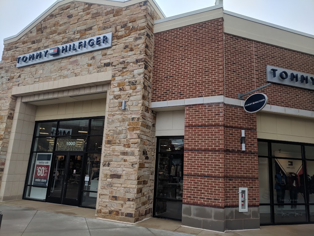 Tommy Hilfiger | 5205 Airways Blvd Ste 1000, Southaven, MS 38671, USA | Phone: (662) 349-1923