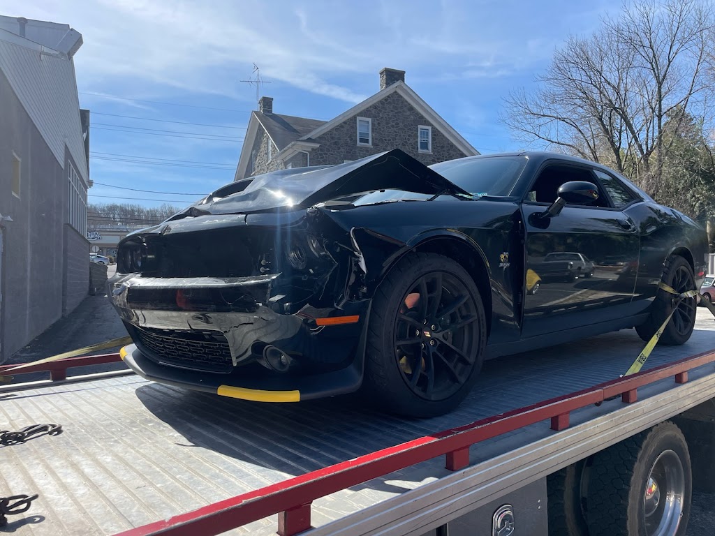 ON-TIME TOWING West Chester, PA | 1054 Saunders Ln, West Chester, PA 19380, USA | Phone: (610) 344-0118