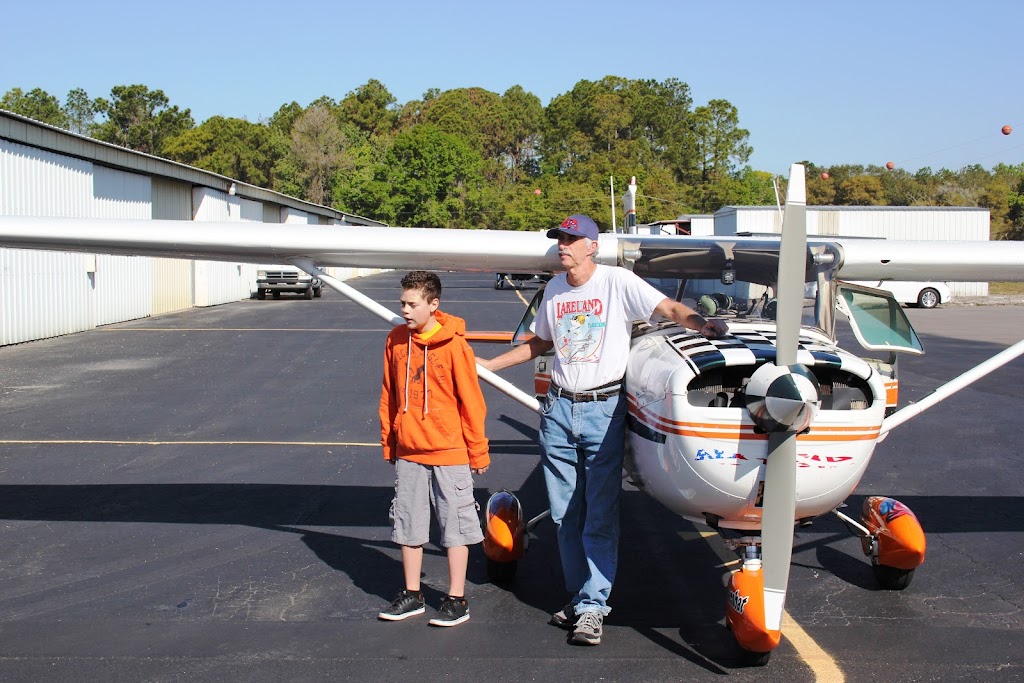 Hidden Lake Airport | 8901 Airway Blvd, New Port Richey, FL 34654, USA | Phone: (727) 534-1998
