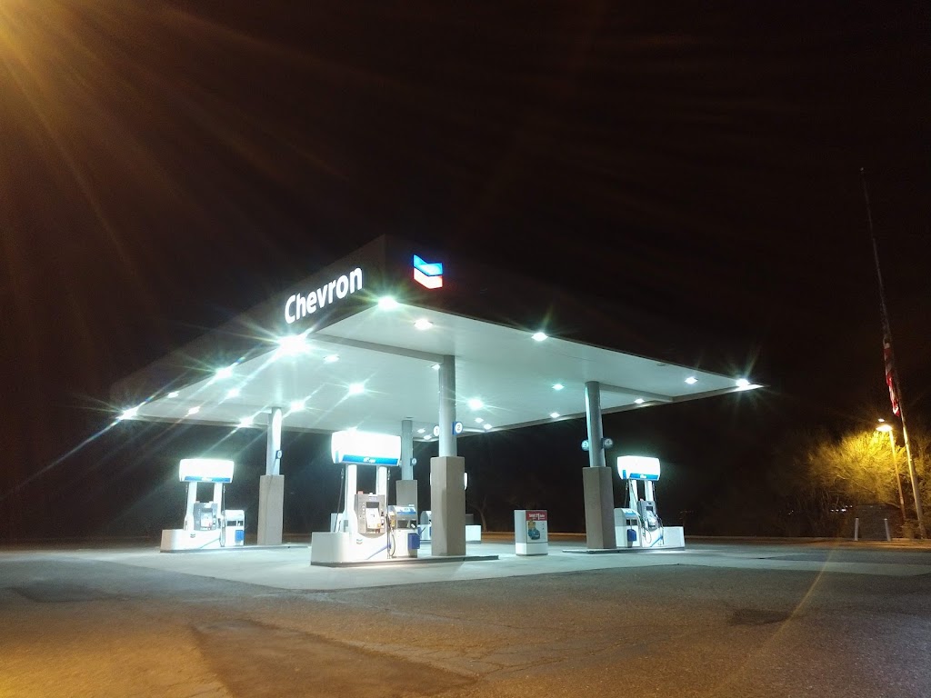 Chevron | 445 E Carefree Hwy, Phoenix, AZ 85085, USA | Phone: (623) 581-2638