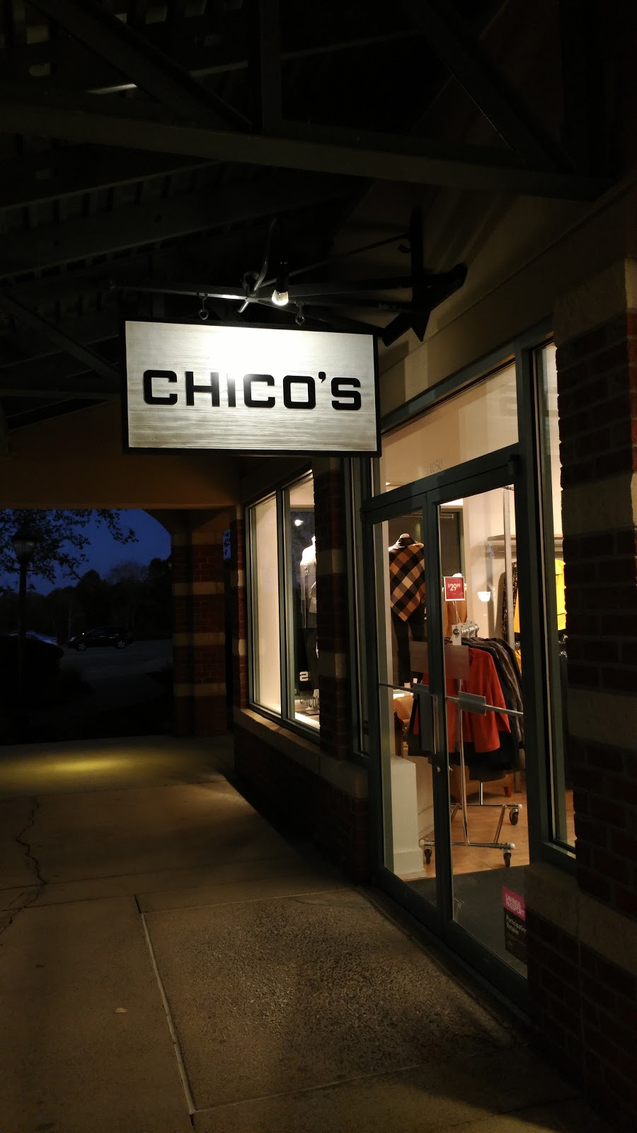 Chicos Off The Rack | 1911 Leesburg Grove City Rd space 1050, Grove City, PA 16127, USA | Phone: (724) 748-9990