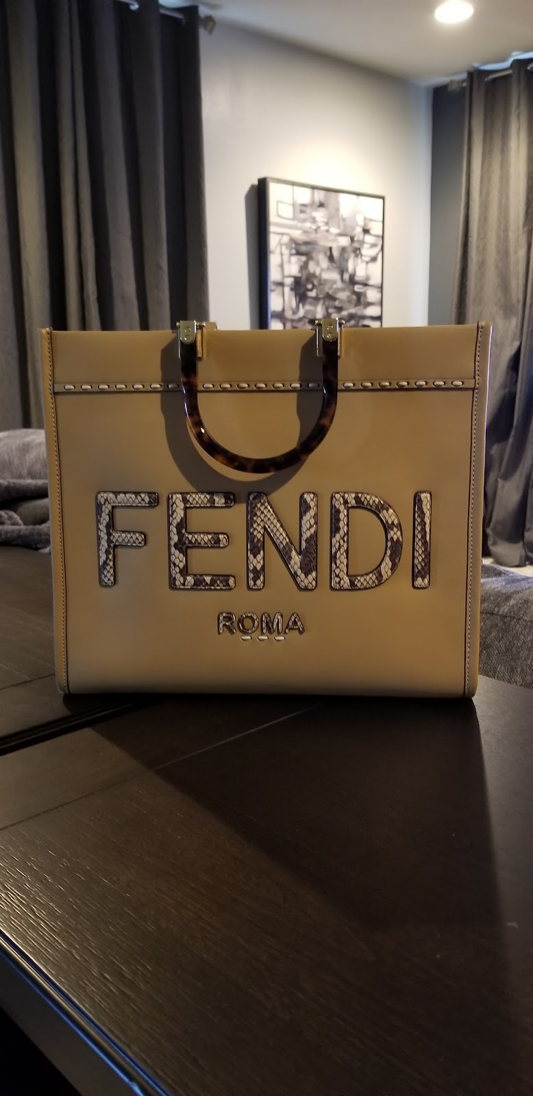 FENDI Dallas Highland Park Village Store | 16 Highland Park Village Building B, Dallas, TX 75205, USA | Phone: (214) 252-8820