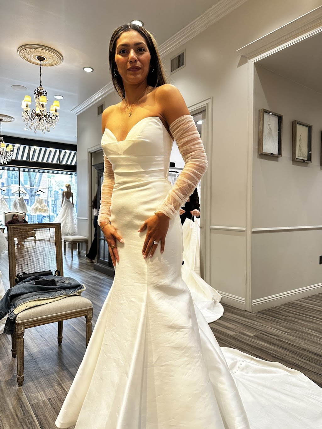 Lovella Bridal | 224 S Brand Blvd, Glendale, CA 91204, USA | Phone: (818) 246-4637